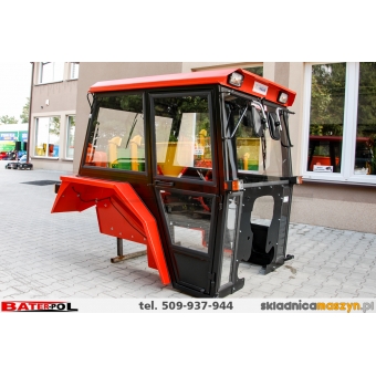 Kabina C-330 NAGLAK metalowe błotniki kanciaste + oświetlenie 